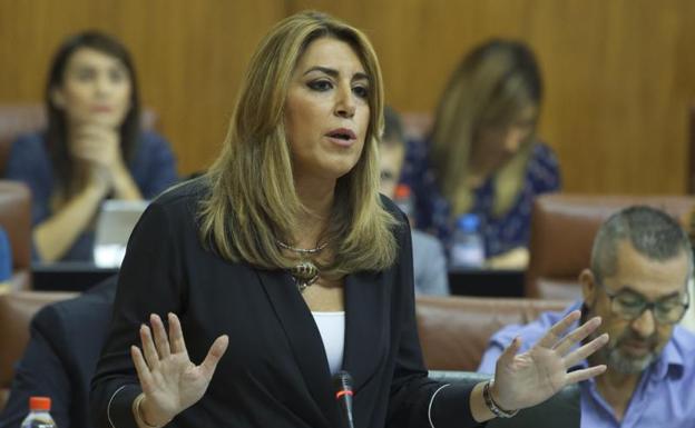 Susana Díaz asegura que ningún empleado de la Junta de Andalucía cobrará menos de mil euros