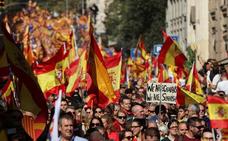 Cientos de miles de personas rechazan en Barcelona el desafío independentista