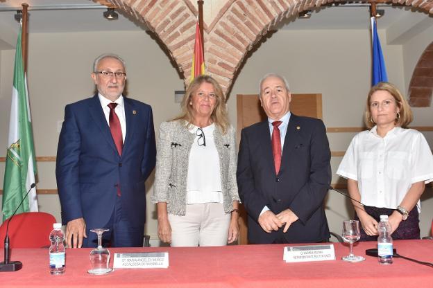 La UNED reabrió ayer el aula con garantías de permanencia y tres nuevos grados en Marbella