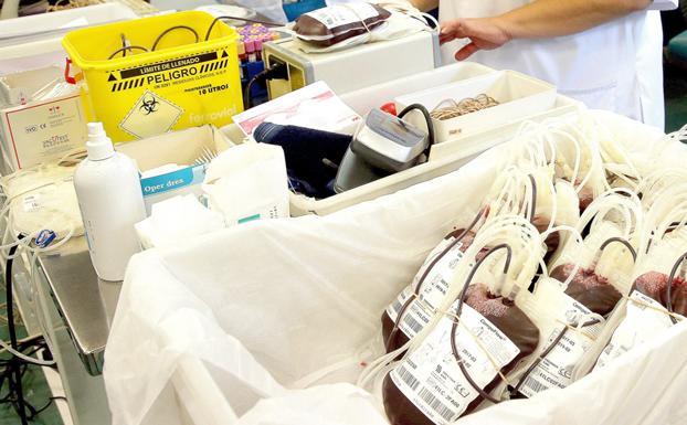 Regresa el bulo del niño de 10 años con leucemia que necesita donantes