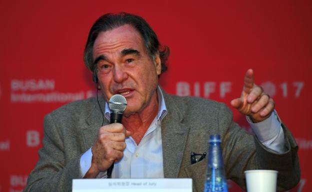 Oliver Stone: «Weinstein es víctima de un sistema de justicieros»