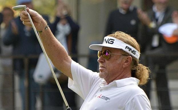 Miguel Ángel Jiménez firma una gran jornada en Italia y escala posiciones en la tabla