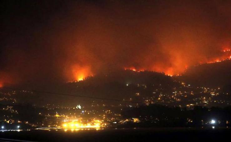 El fuego arrasa Galicia