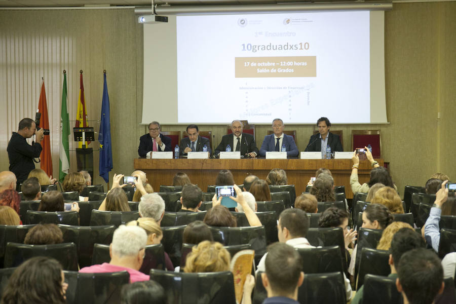 Los alumnos con mejor expediente académico de Económicas, en fotos