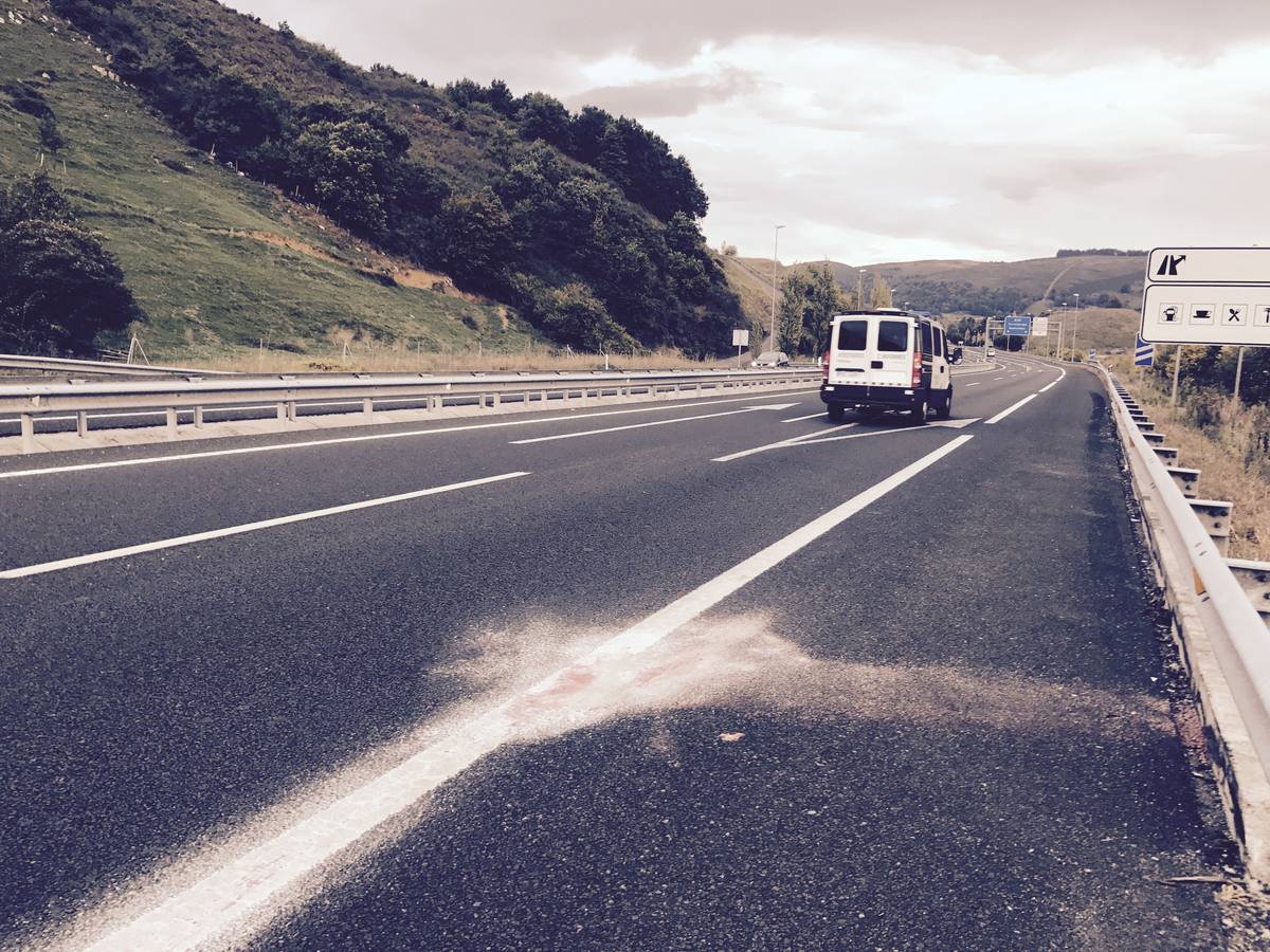 El accidente en Cantabria, en imágenes