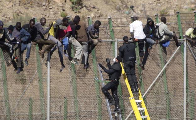 Se duplica el número de inmigrantes llegados a España