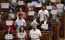 Bronca de Pastor a Podemos, ERC y PDeCAT: «No van a contaminar el Congreso»