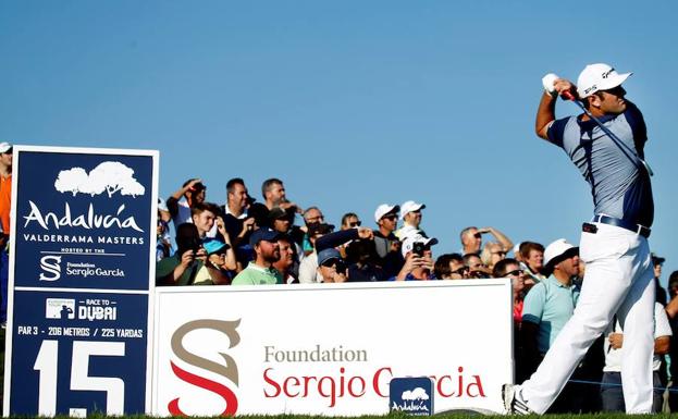 Jon Rahm paga la novatada en Valderrama