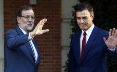Gobierno y PSOE pactan convocar las elecciones en Cataluña