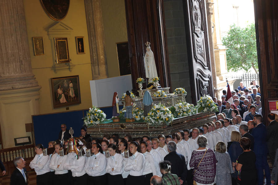 La procesión de la Virgen de Fátima, en imágenes