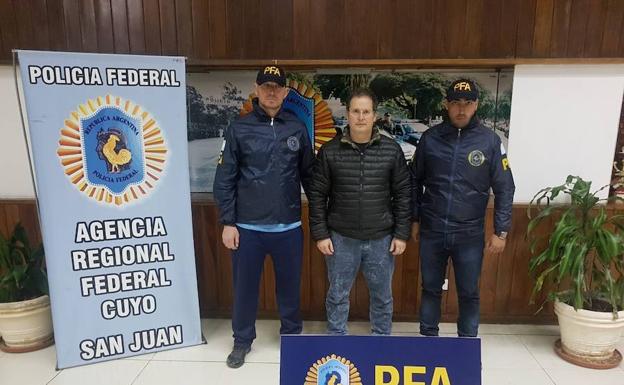 El juez argentino deja en prisión a Carlos Fernández tras recibir el pedido de extradición