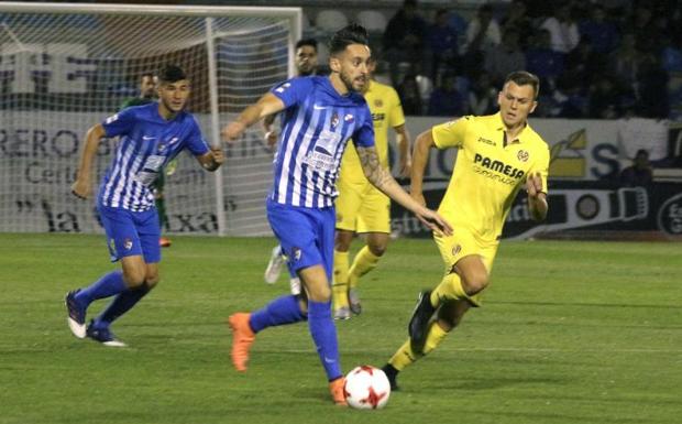 La Ponferradina inflige su primera derrota a Calleja