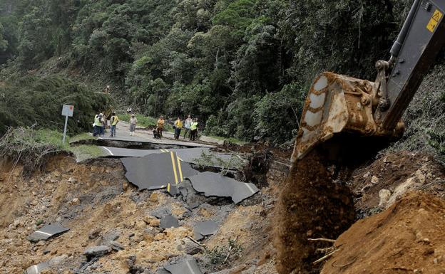 La explosión global de construcción de carreteras, desastrosa para las personas y la naturaleza