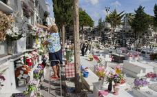 Los cementerios de Málaga amplían sus horarios por el Día de Todos los Santos