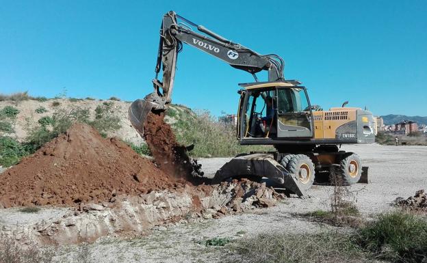 Los terrenos de Repsol en Málaga deberán ser descontaminados antes de darle uso