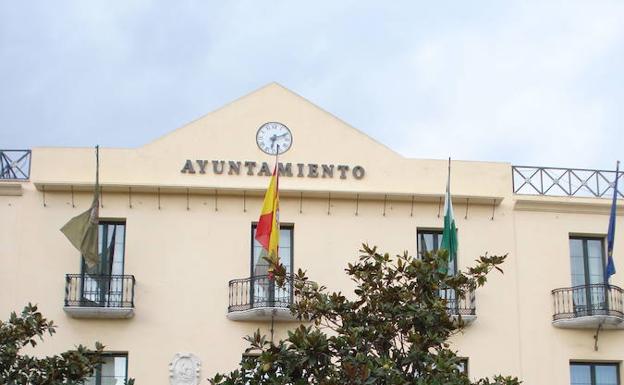 El equipo de gobierno de Vélez-Málaga rechaza rebajar los coeficientes del IBI y la plusvalía