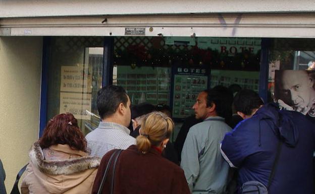 El primer premio de la Lotería Nacional cae en Benalmádena y Vélez-Málaga