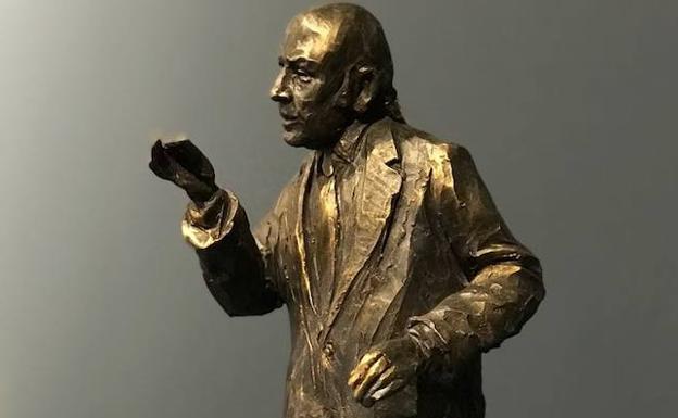 Proyectan una escultura de Chiquito de la Calzada en el pasaje de Chinitas