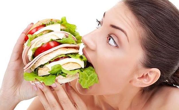 ¿Es sano comer cinco veces al día?