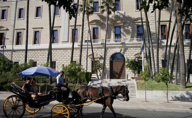 Sangría veraniega en el palacio