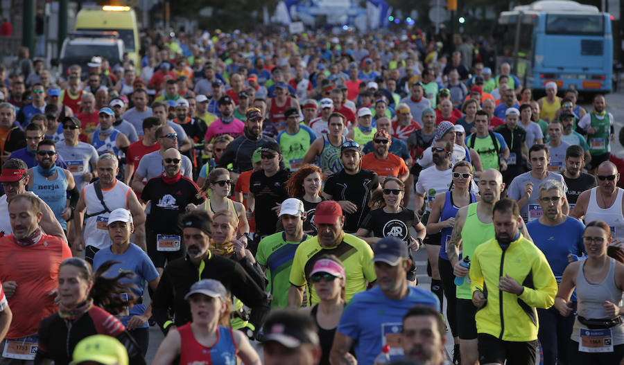 Las mejores imágenes del Zurich Maratón de Málaga 2017 (III)