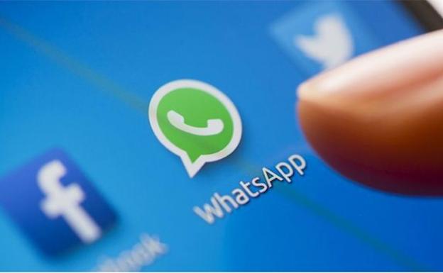 El hilo de Twitter que ironiza con el surrealismo de los grupos de padres en Whatsapp