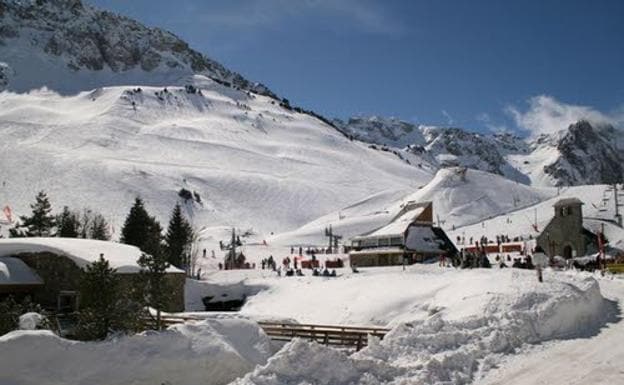 Fallece un esquiador vasco de 24 años en el Pirineo francés