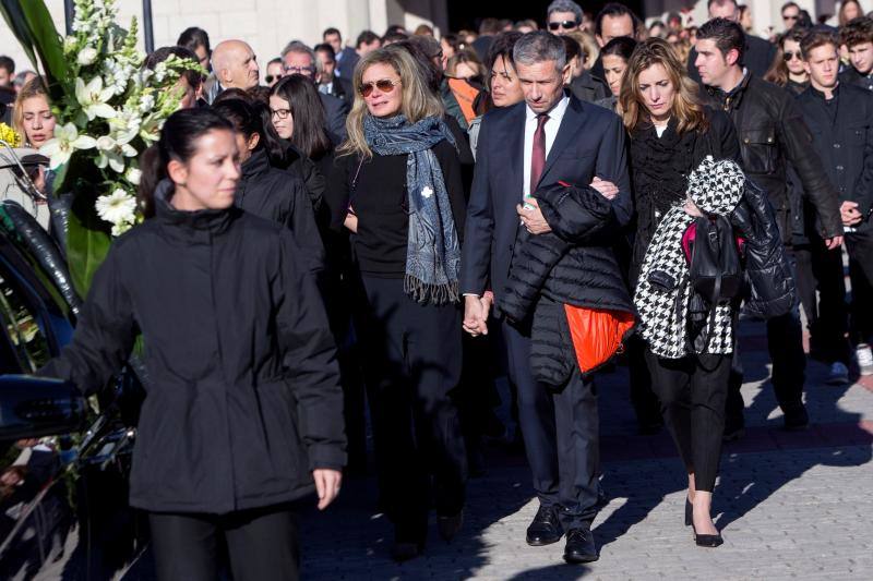 Fotos del funeral por la joven Diana Quer