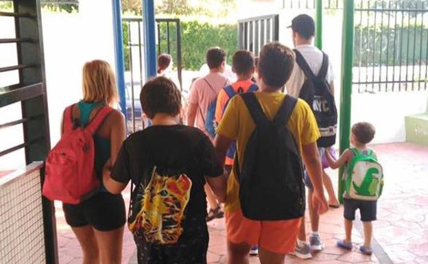 La AMPA del CEIP Salvador Rueda de Benalmádena pide más recursos para el aula de educación específica