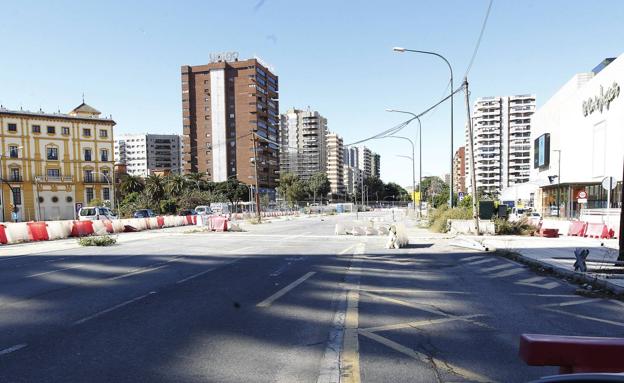 La Junta lleva ya seis meses para decidir qué empresa terminará el metro en El Corte Inglés