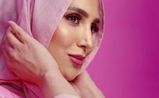L'Oréal incluye a una mujer con hijab en un anuncio de productos para el cabello