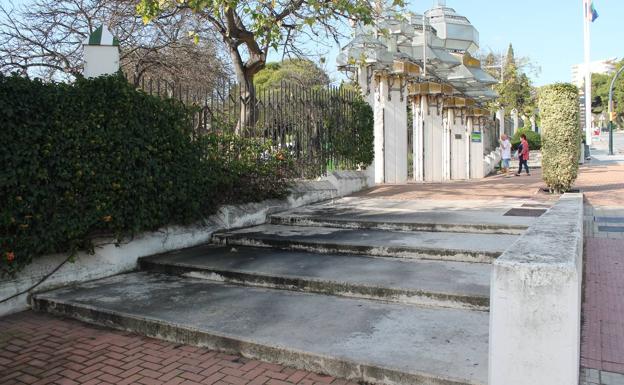 Vecinos y oposición critican la falta de mantenimiento del Parque de la Paloma