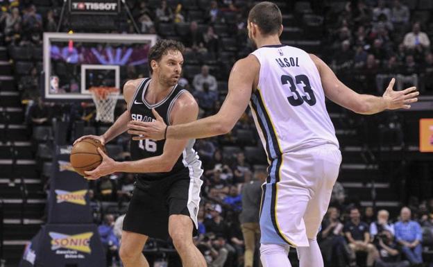 Pau Gasol y Rubio mostraron su condición de líderes; pierden Marc y Mirotic