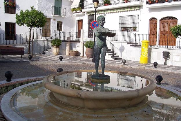 Benalmádena celebra el medio siglo de su 'niña' más popular