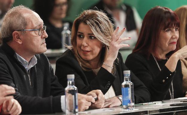 Susana Díaz le pone las pilas al PSOE y asegura que no adelantará las elecciones