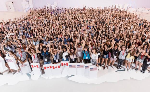 Trece estudiantes malagueños reciben la beca Amancio Ortega para estudiar en EE UU y Canadá