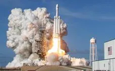 ¿Qué le espera a SpaceX tras el exito del lanzamiento del Falcon Heavy?