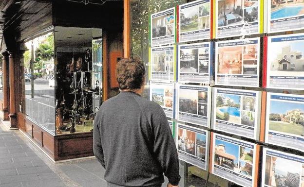 Los ayuntamientos se aferran a la plusvalía para paliar la caída de ingresos del ladrillo