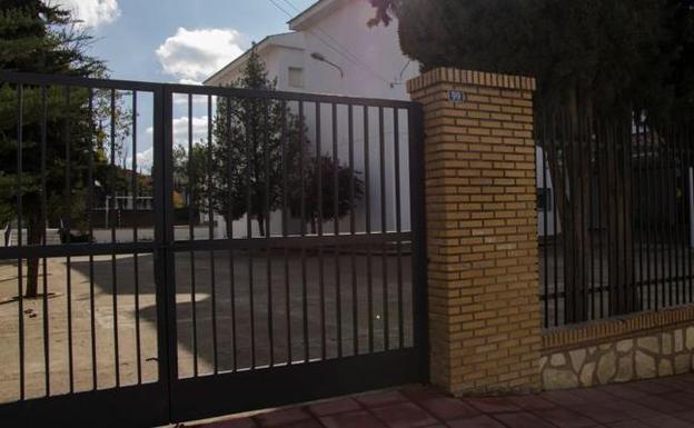 Investigan si un grupo de menores acosó y violó a un niño de nueve años en un colegio