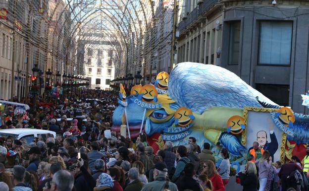 El entierro del boquerón 'más pecador' en homenaje a Chiquito de la Calzada