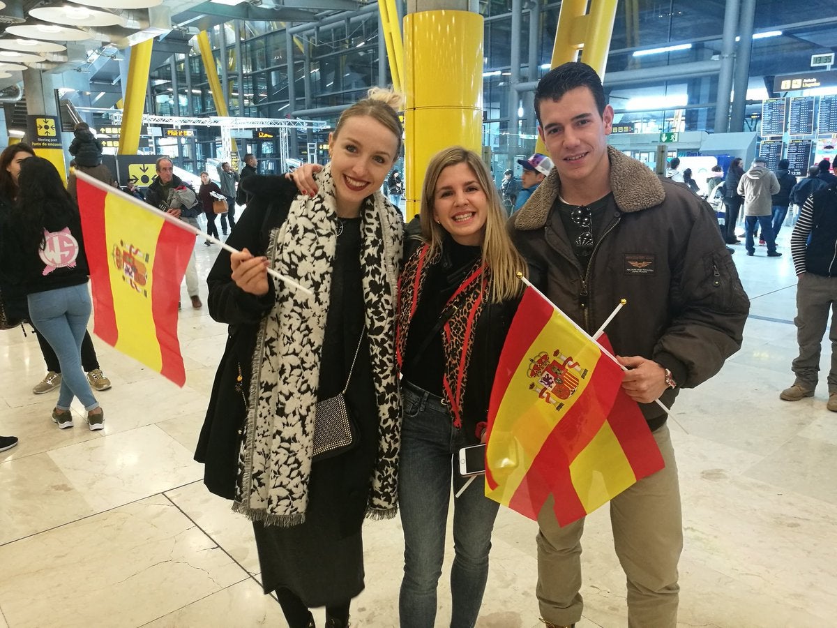 En fotos, la llegada de Regino Hernández a Madrid