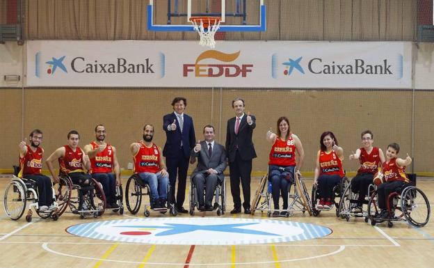 CaixaBank impulsa el baloncesto en silla de ruedas