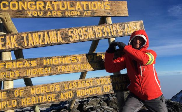 Una vecina de Marbella subirá 5.000 metros del Everest para recaudar fondos para Nena Paine