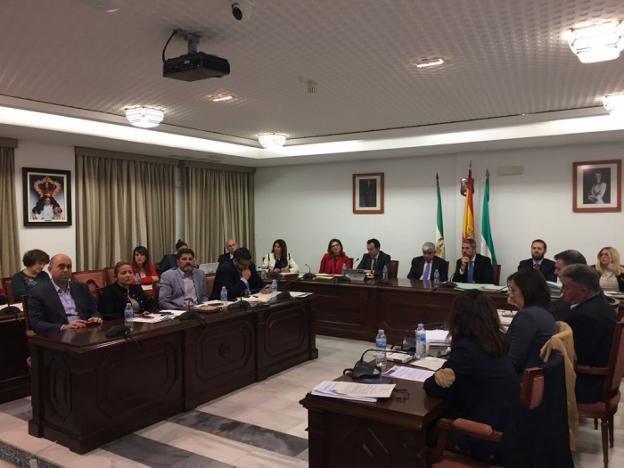 Miembros del PP de Mijas presentan alegaciones y bloquean el presupuesto al menos un mes