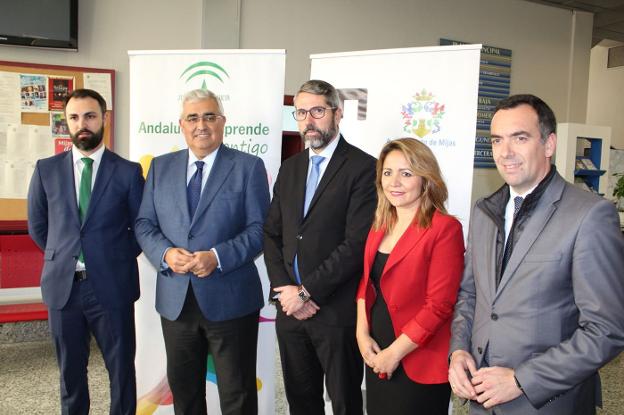 Junta y Ayuntamiento acuerdan financiar una nueva incubadora de empresas en Mijas