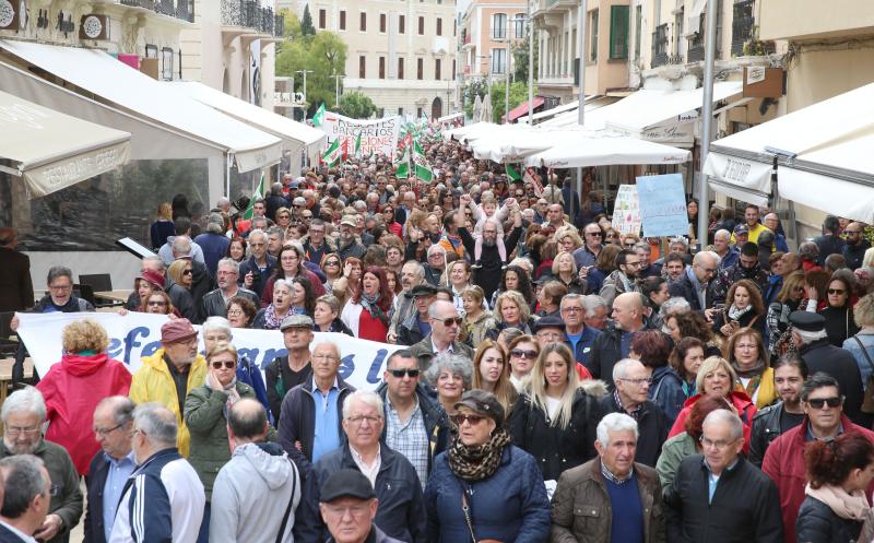 Fotos de la manifestación por unas pensiones dignas en Málaga
