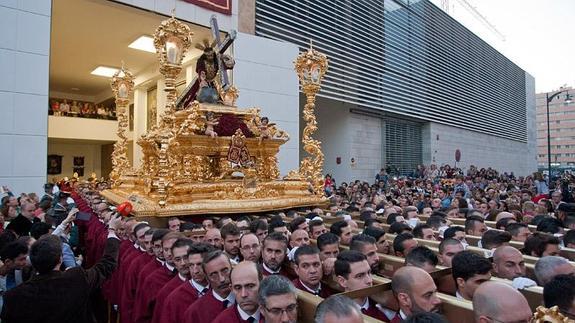 Jacobot, nuestro asistente en Twitter que te dice dónde está cada trono al momento esta Semana Santa de Málaga 2018