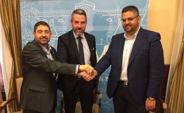 Ciudadanos y PSOE firman un acuerdo con CSSP en Mijas hasta final de legislatura
