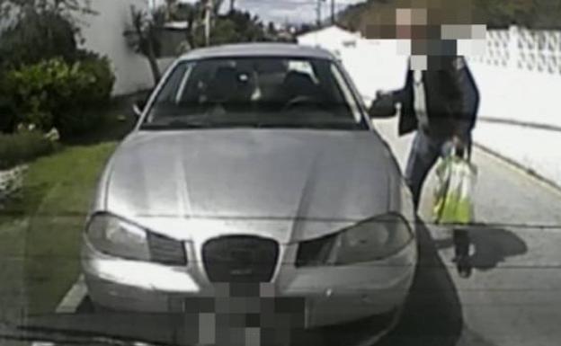 «Señor agente, tengo grabado al ladrón que robó en mi coche»
