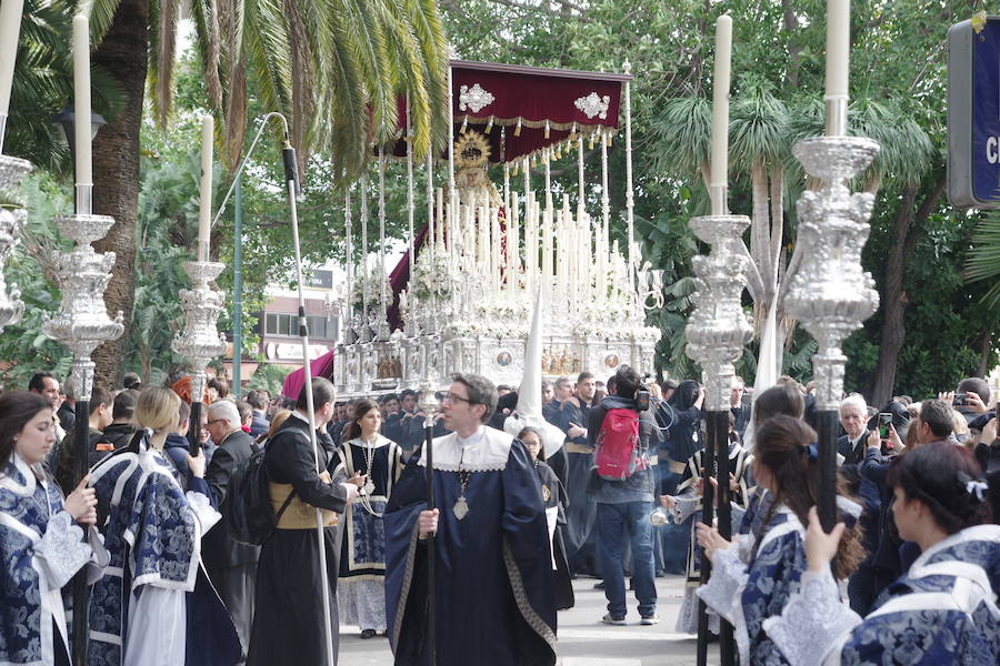 El Descendimiento y la Virgen de las Angustias en el Viernes Santo de Málaga 2018